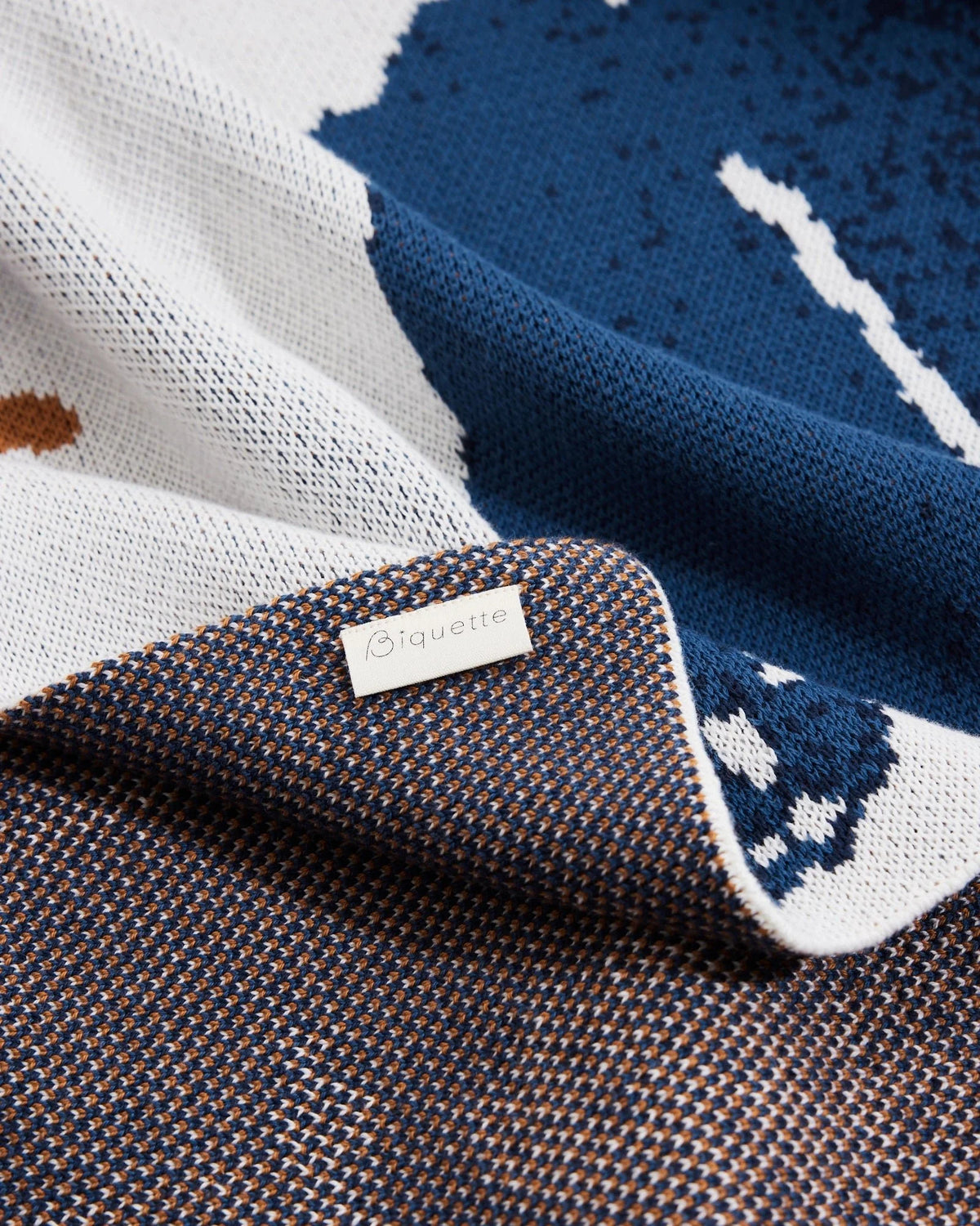 Biquette Peace Knit Blanket