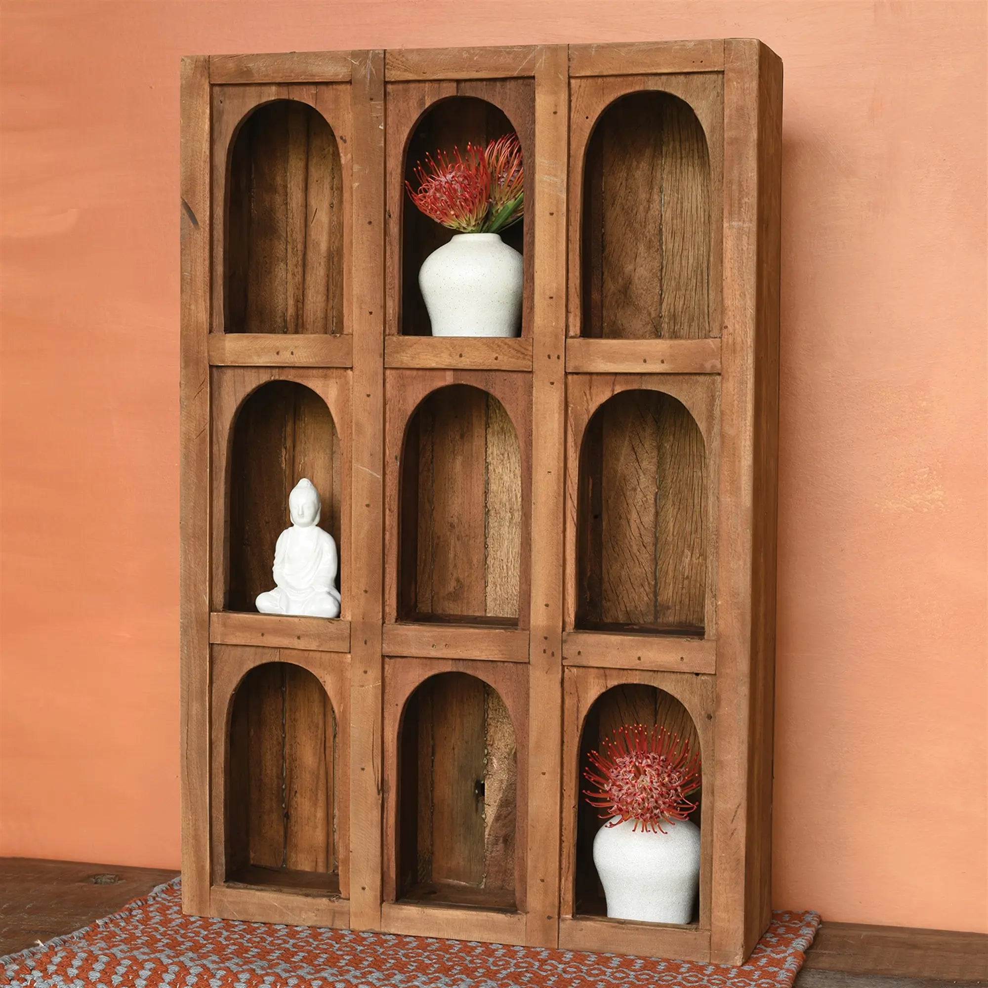 Soledad Nine Arch Display Case
