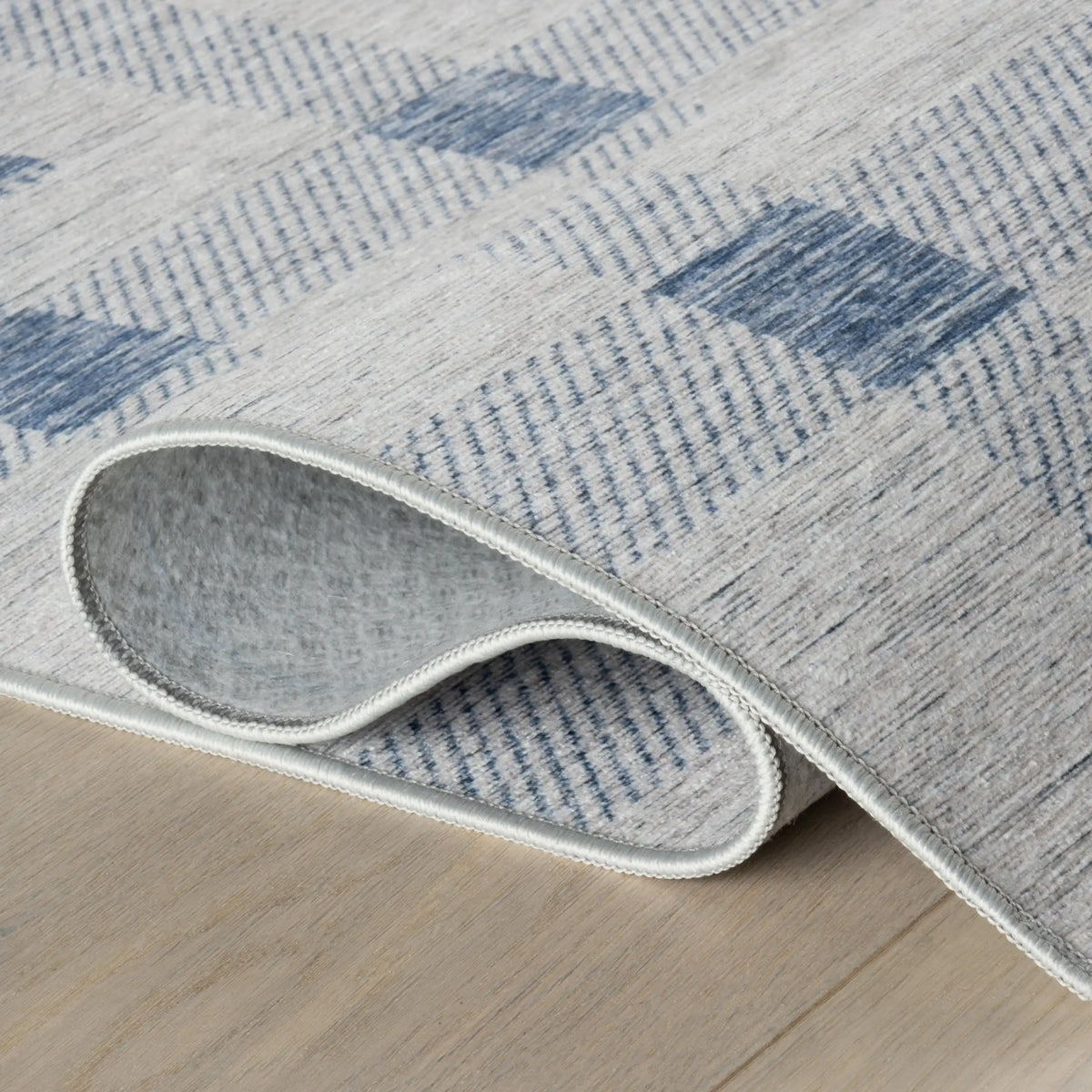 Gingham Machine Washable Rug