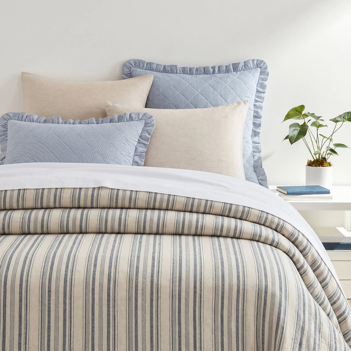Pine Cone Hill Cape Stripe Blanket