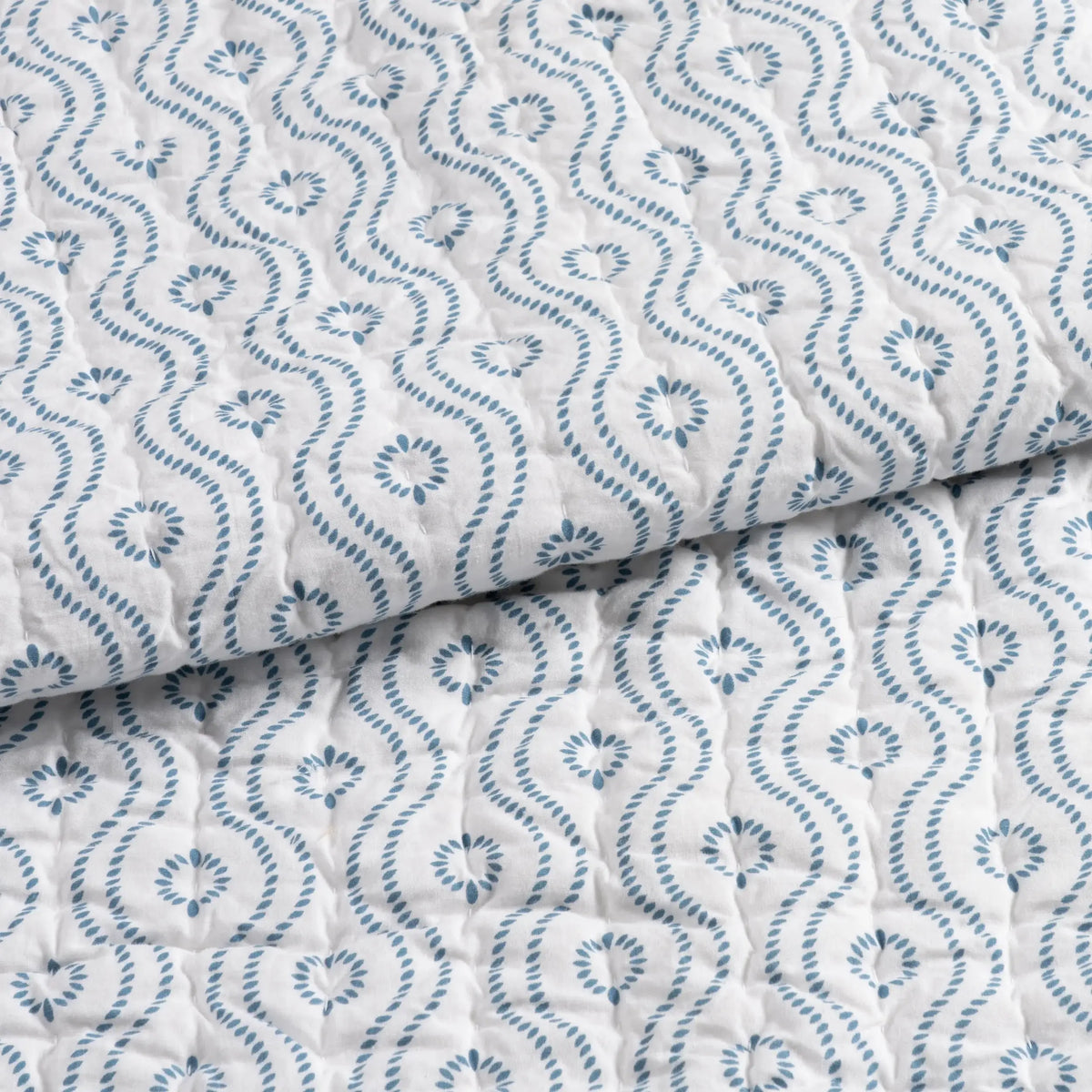 Pine Cone Hill Amelia Quilt