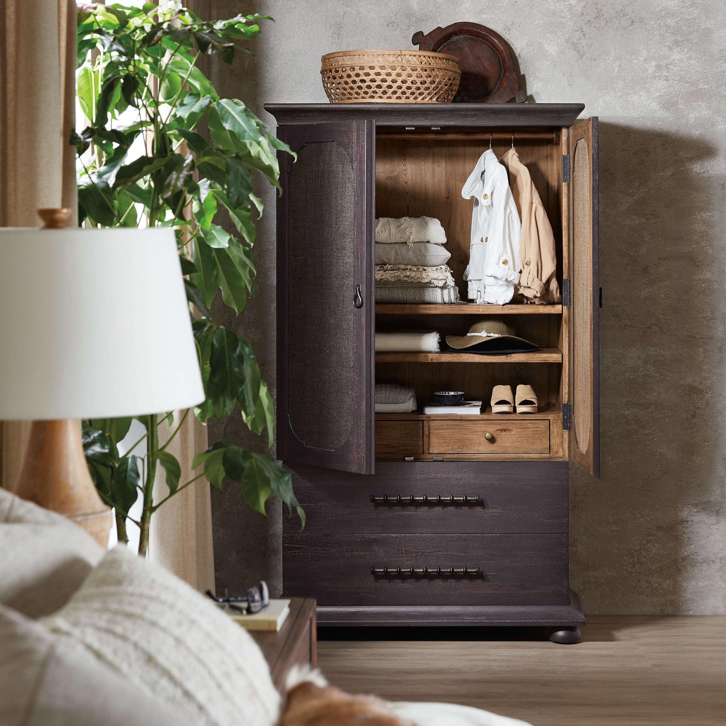 Big Sky Small Wardrobe