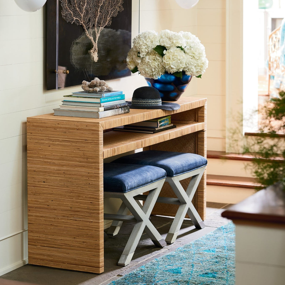 https://www.viewmastercms.com/assets/VMAPP_Universal_Furniture/image/ic/orig/833_RS67_816.jpg