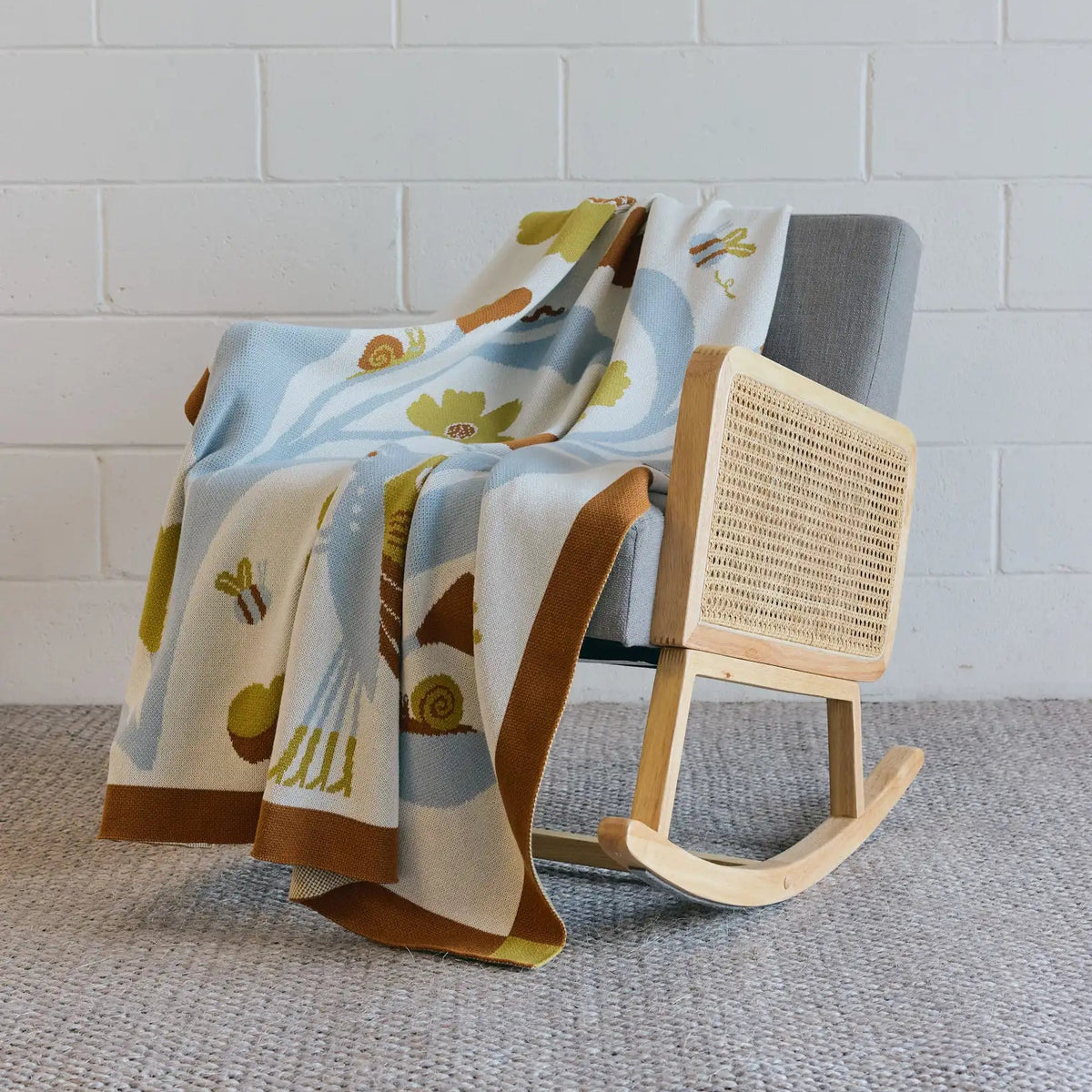 Biquette Bugs in Love Knit Blanket