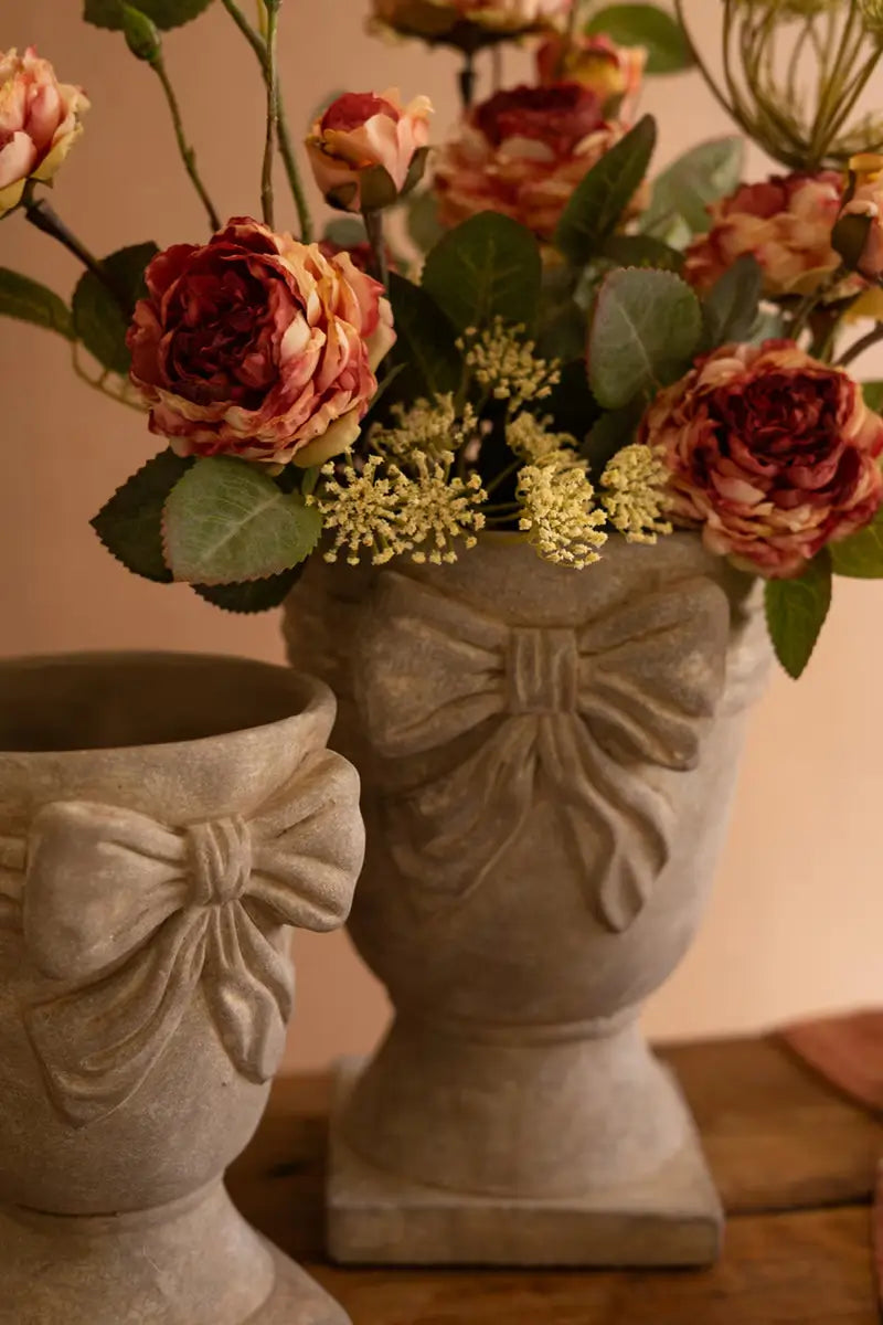 Concrete Bow Detail Urn Set