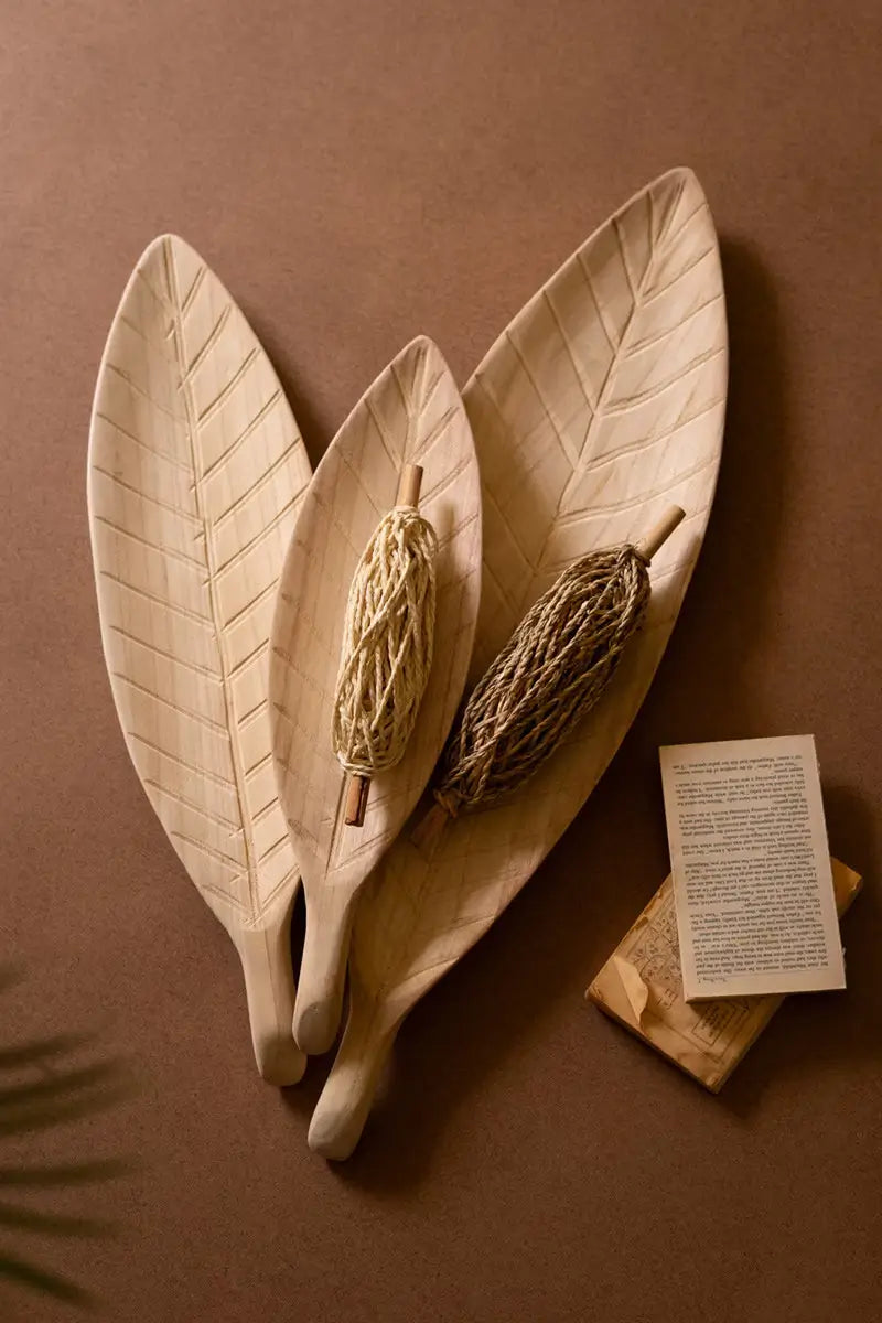 Wooden Leaf Tray Set