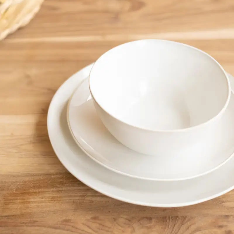 Antique White Ceramic Dinner Plate Set
