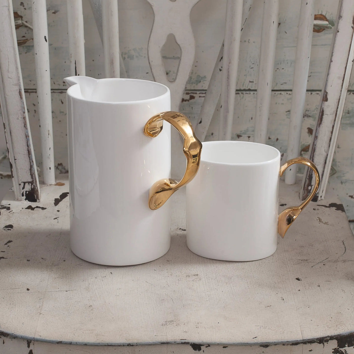 Cutlery Gold Handle Oval Mug