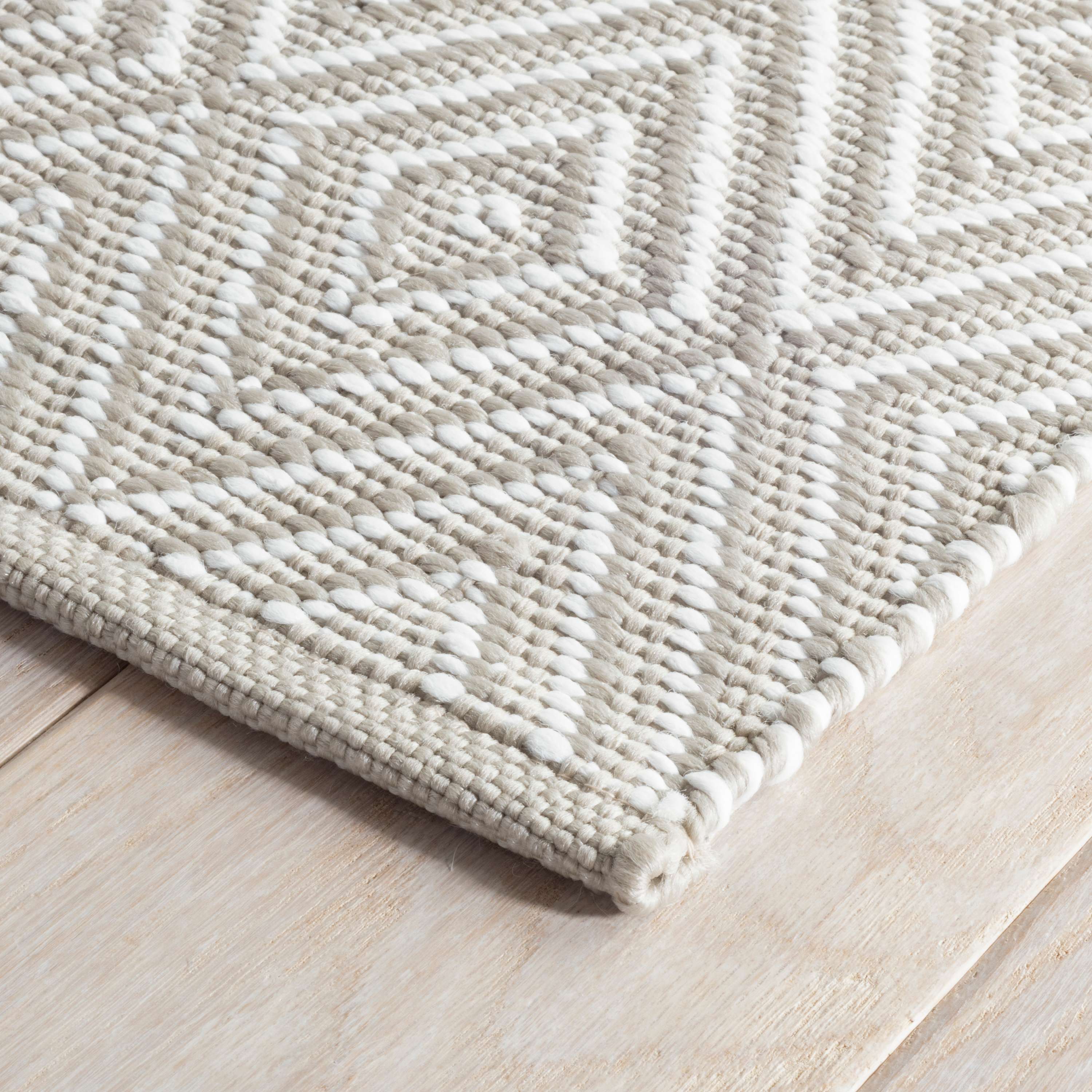 Dash & Albert Diamond Platinum Indoor/Outdoor Rug