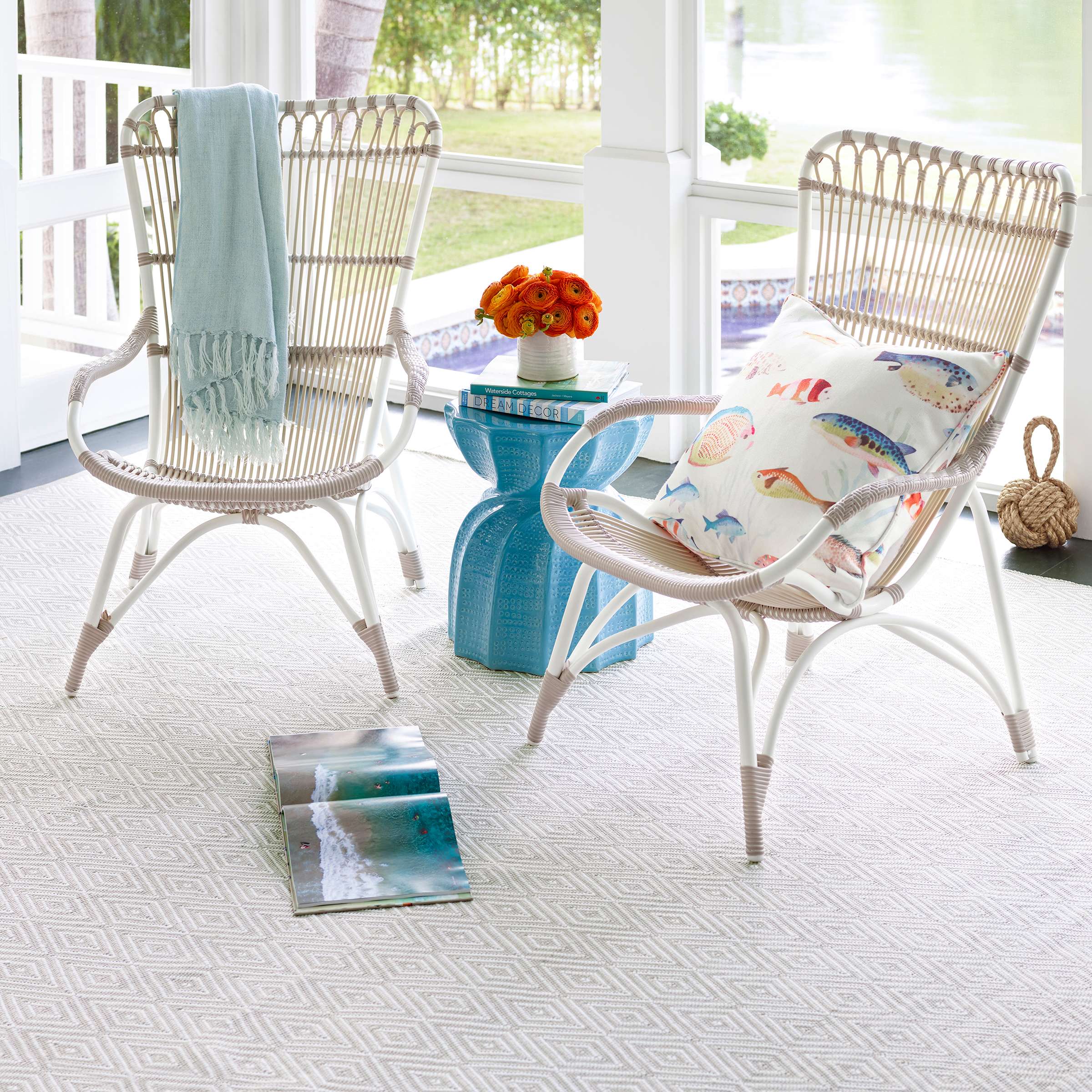 Dash & Albert Diamond Platinum Indoor/Outdoor Rug