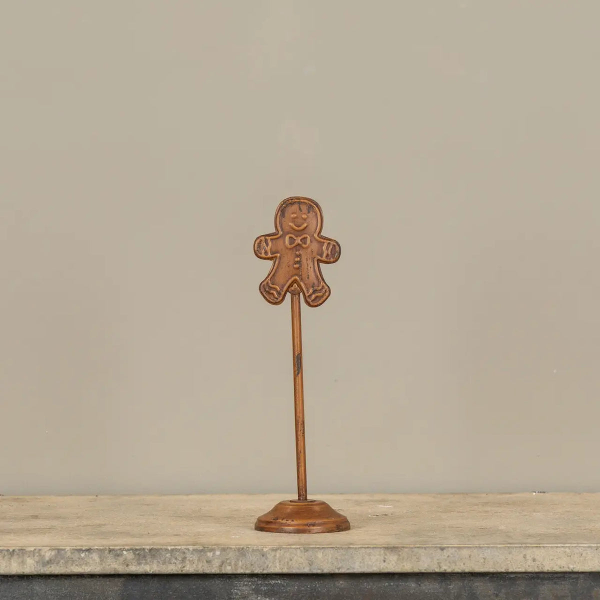 Gold Gingerbread Place Card Holder