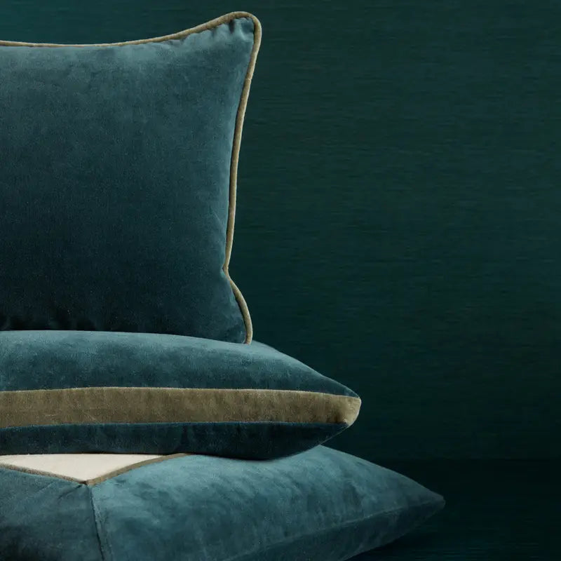 Jaipur Living Emerson Lyla Lumbar Pillow