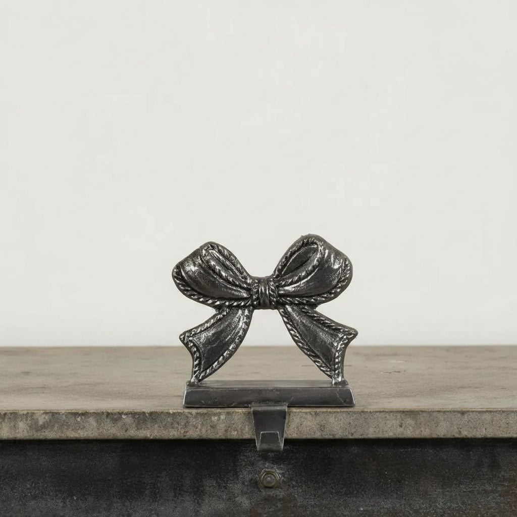 Petite Bow Stocking Holder