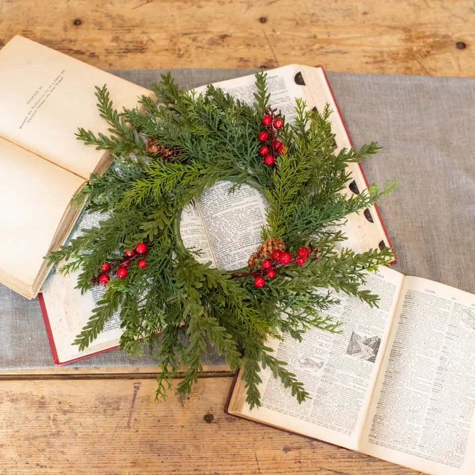 Hemlock & Cedar Candle Ring