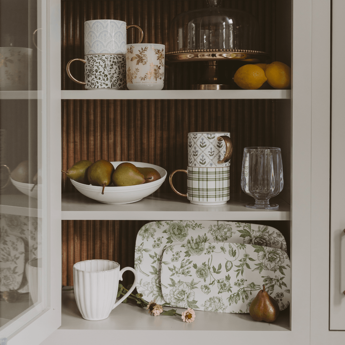 Green Delft Stacking Melamine Tray Set