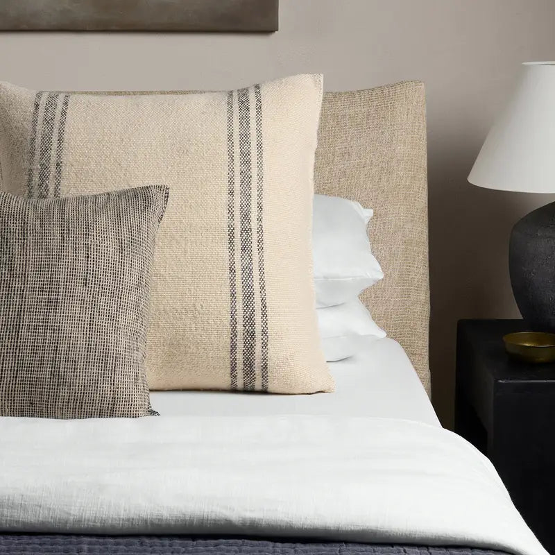 Jaipur Living Margosa Enitca Pillow