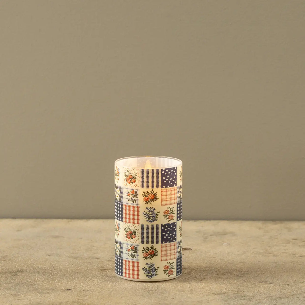Patchwork Americana Glass 3D Flame Candle