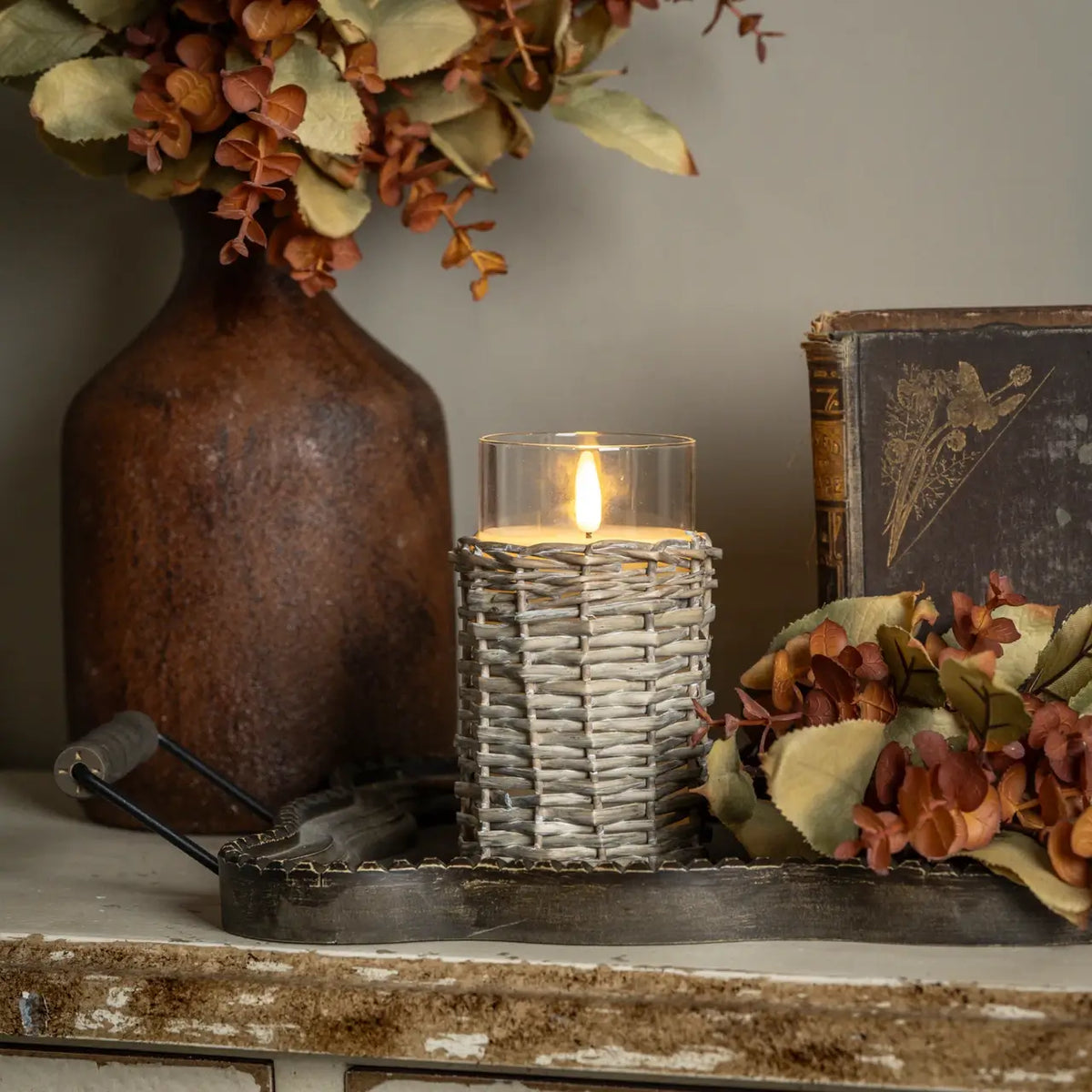 Woven Wicker & Glass 3D Flame Candle