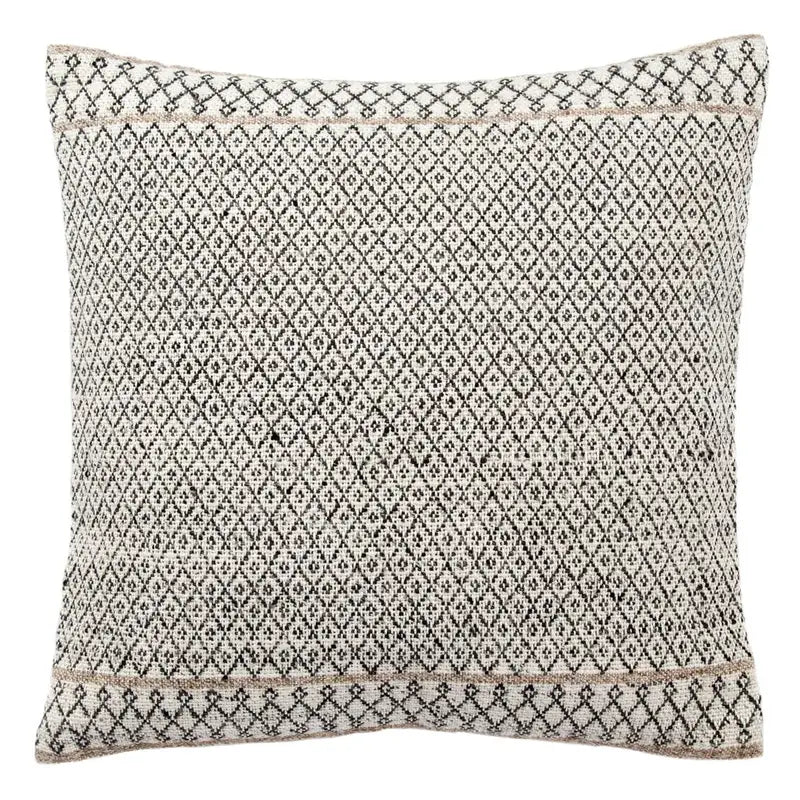 Jaipur Living Peykan PEY03 Pillow