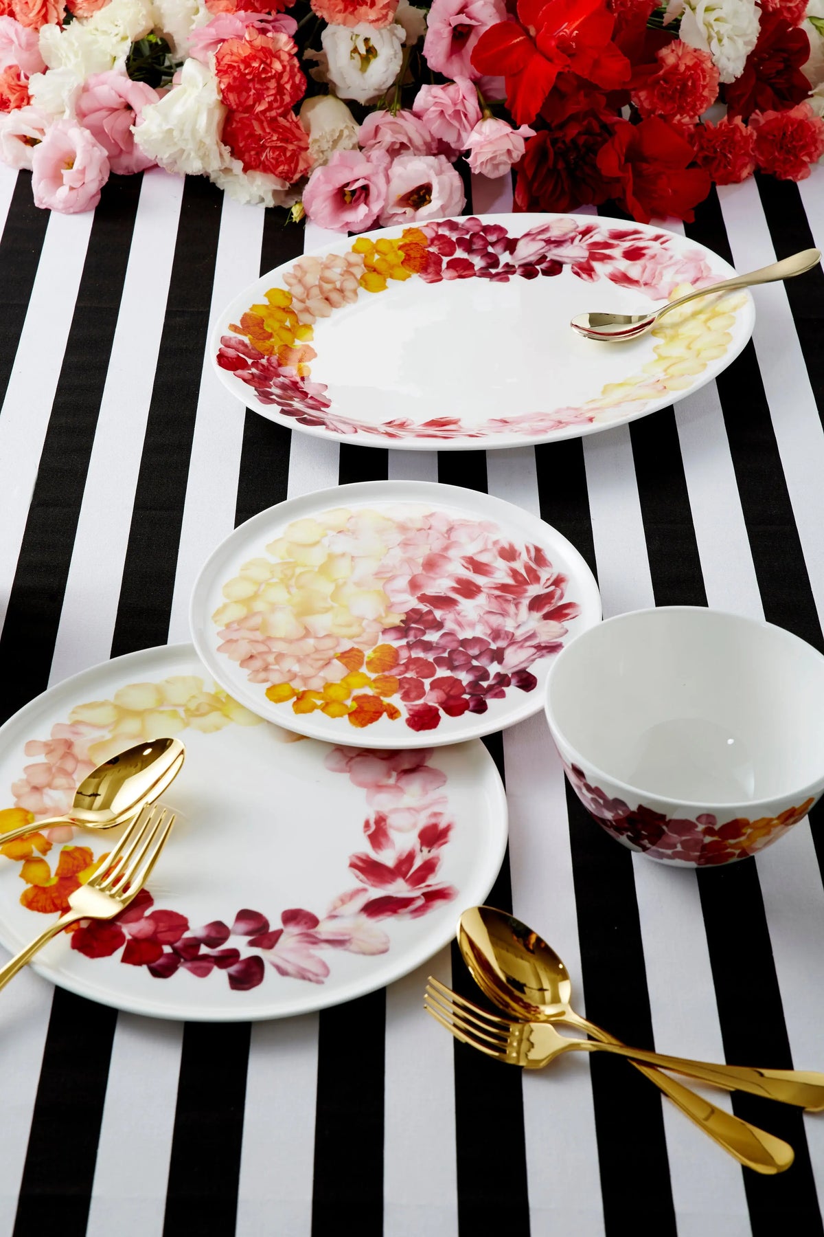 Petals 10" Dinner Plate