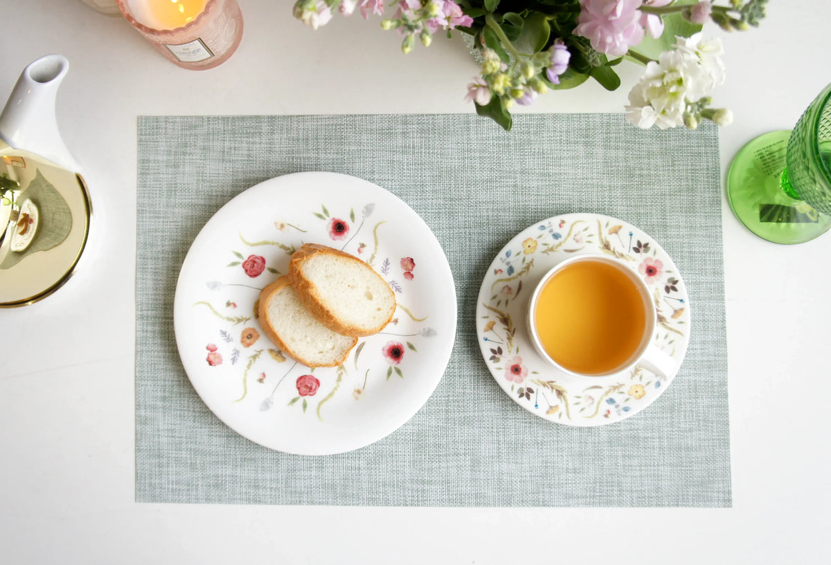 Scandinavian Floral 8" Salad Plate Set