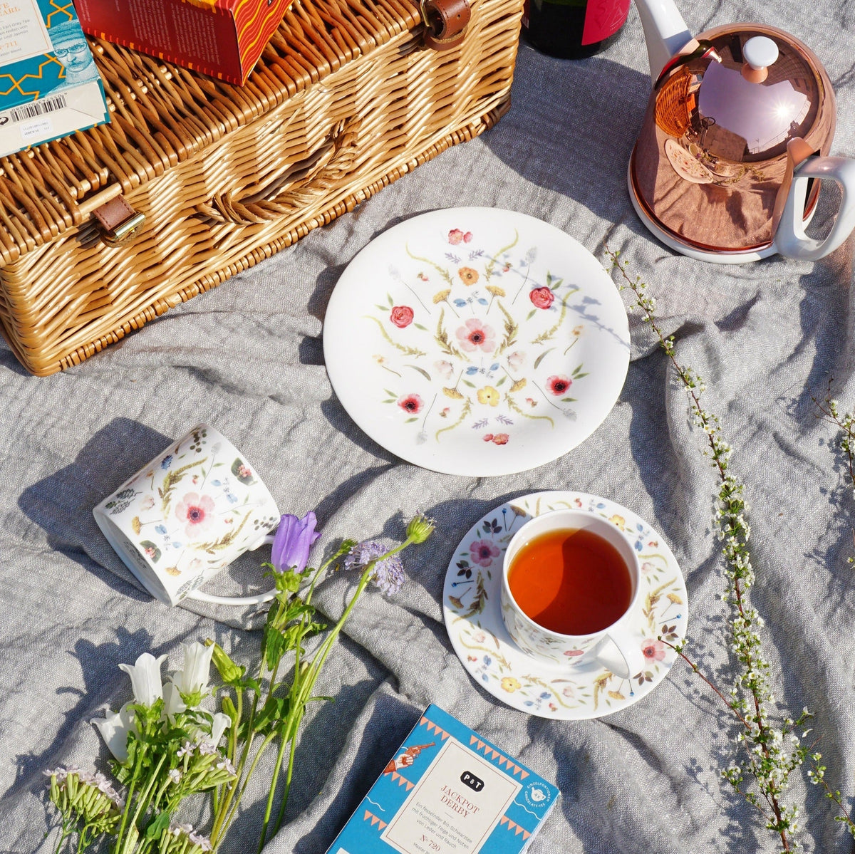 Scandinavian Floral Cup & Saucer