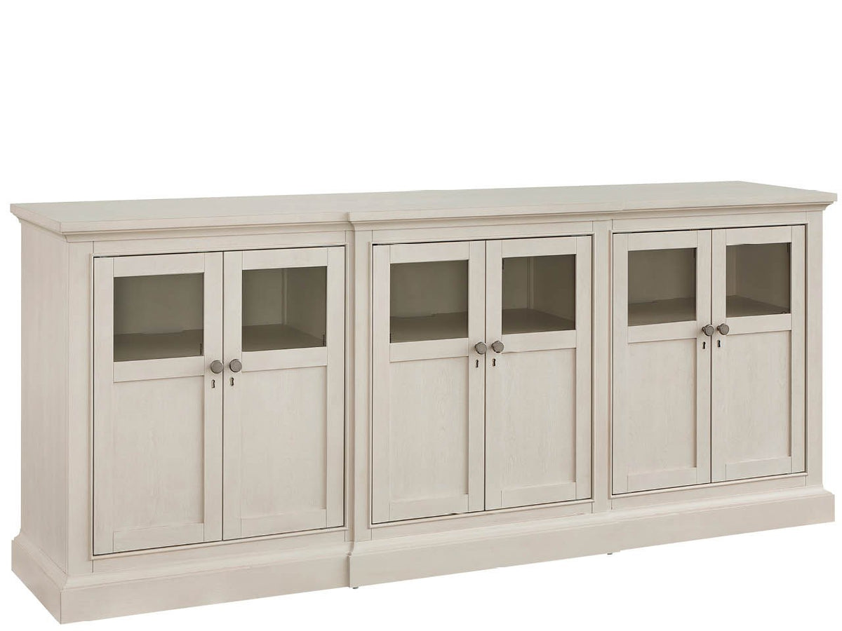https://www.viewmastercms.com/assets/VMAPP_Universal_Furniture/image/ic/orig/U550A6781_VM.jpg