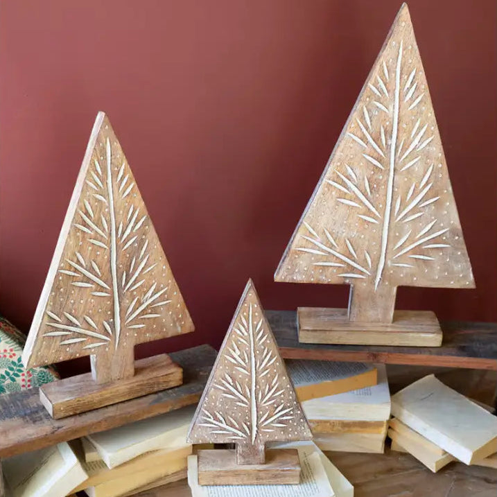 Carved Wood Christmas Tree On Stand Set