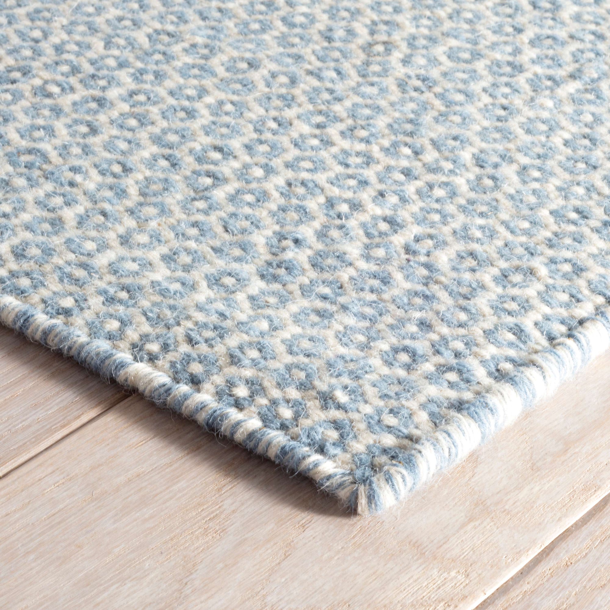 Dash & Albert Honeycomb French Blue/Ivory Woven Wool Rug
