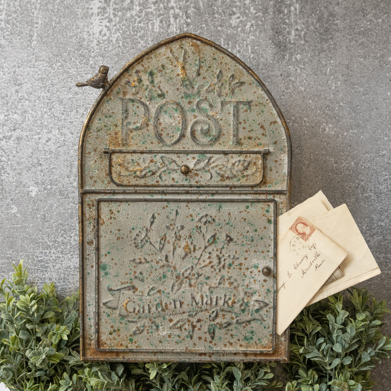 Garden Market Post Mail Box