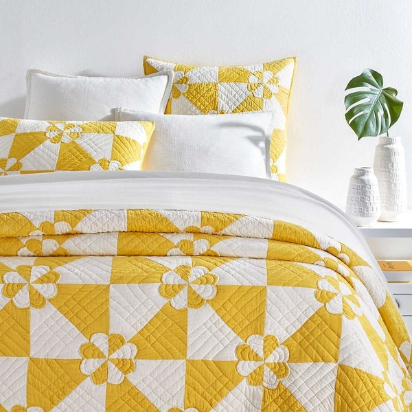 Pine Cone Hill Sunny Side Yellow Quilt