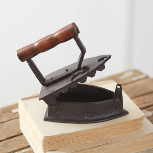 Vintage Style Iron Press